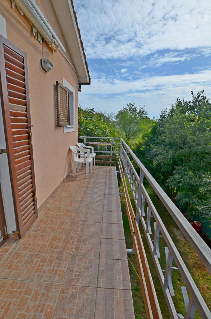 Apartments Josip Pavicini Ngoại thất bức ảnh