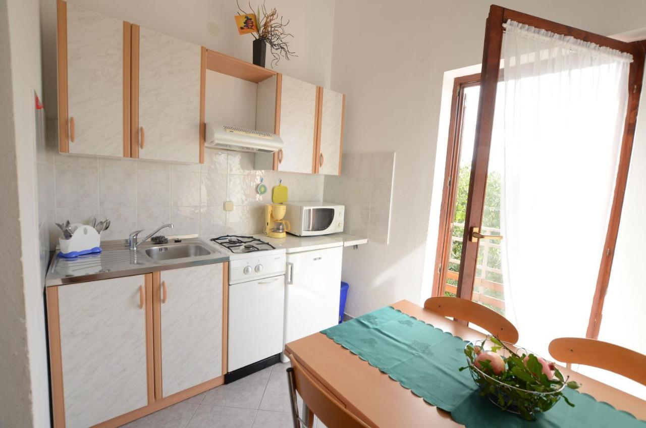Apartments Josip Pavicini Ngoại thất bức ảnh